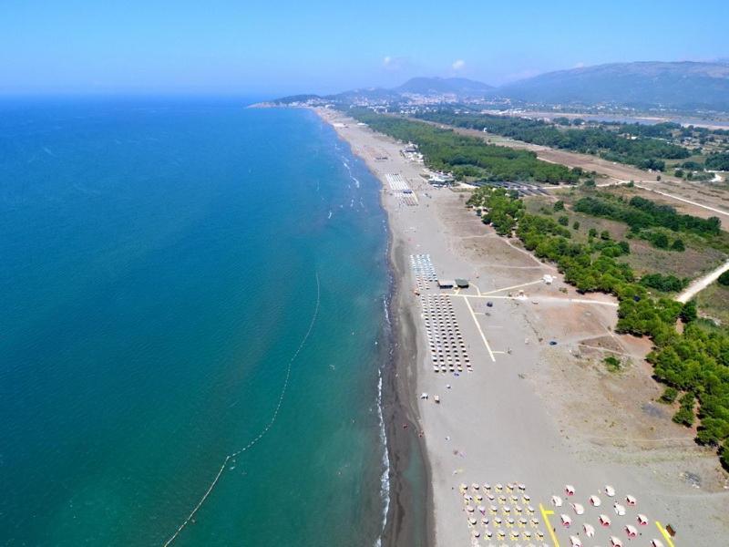 Apartments Stojanovic Улцинь Екстер'єр фото