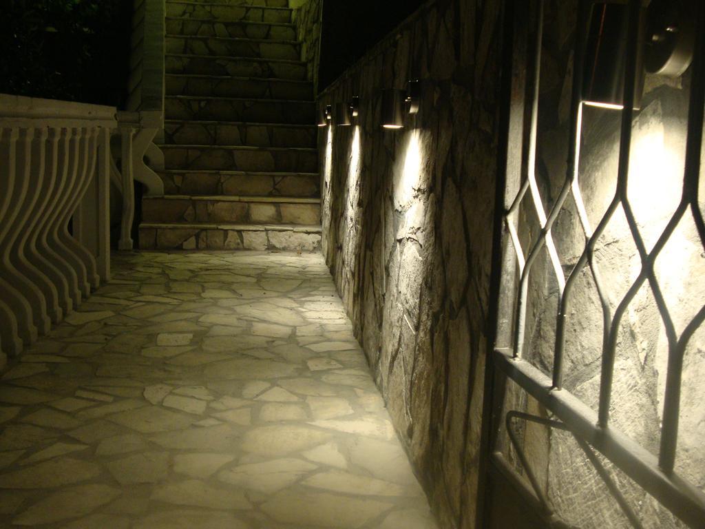 Apartments Stojanovic Улцинь Екстер'єр фото