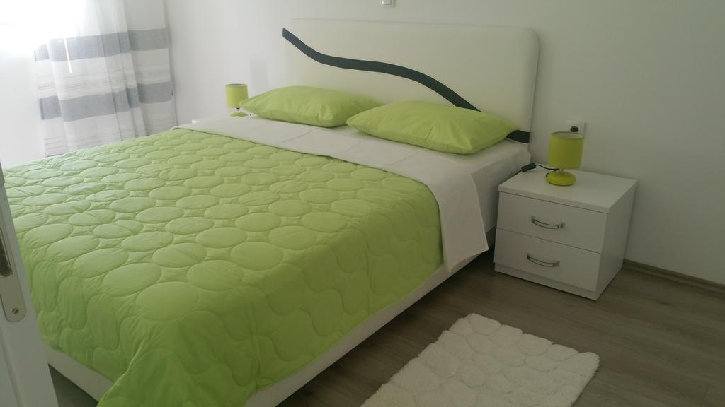 Apartments Stojanovic Улцинь Екстер'єр фото