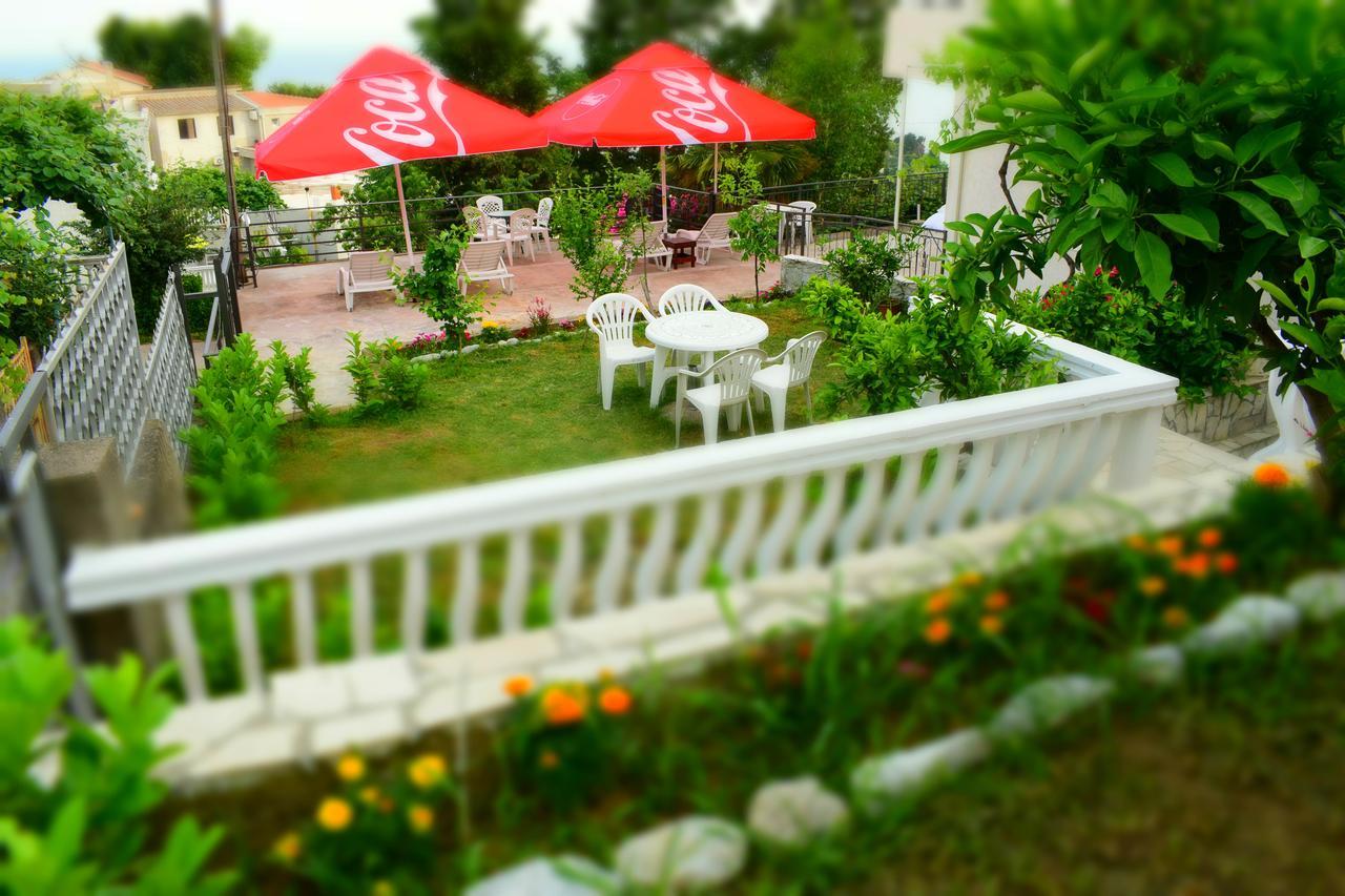 Apartments Stojanovic Улцинь Екстер'єр фото
