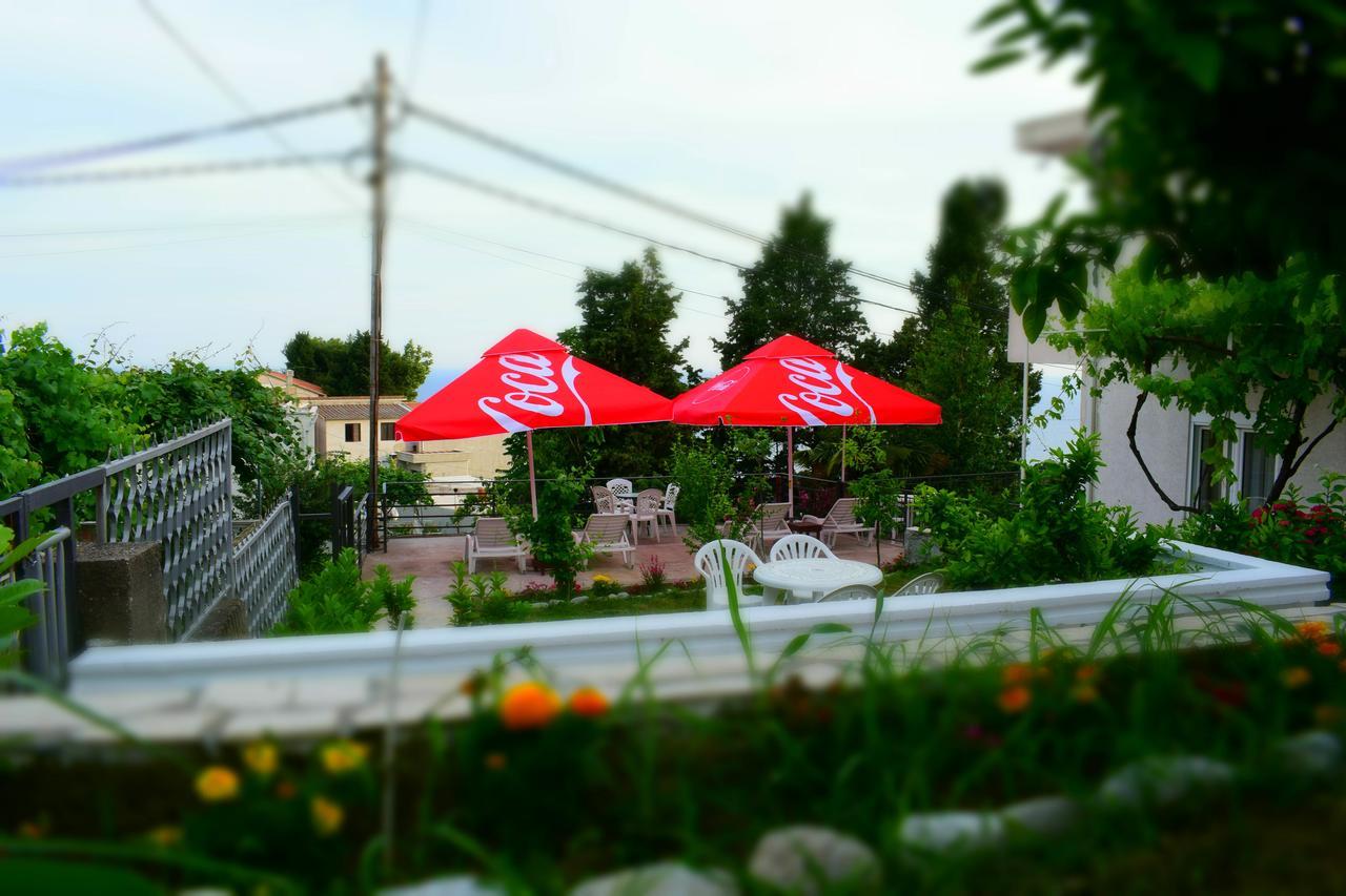 Apartments Stojanovic Улцинь Екстер'єр фото