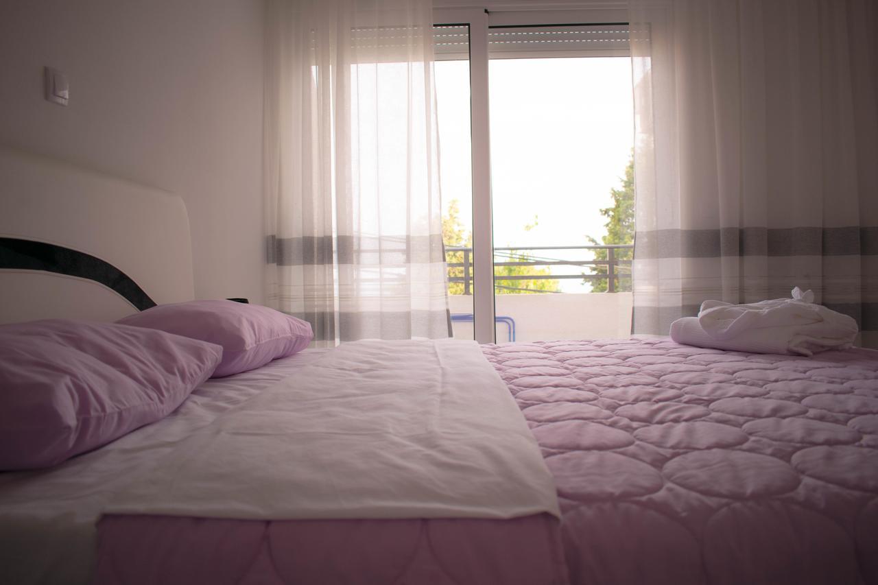 Apartments Stojanovic Улцинь Екстер'єр фото